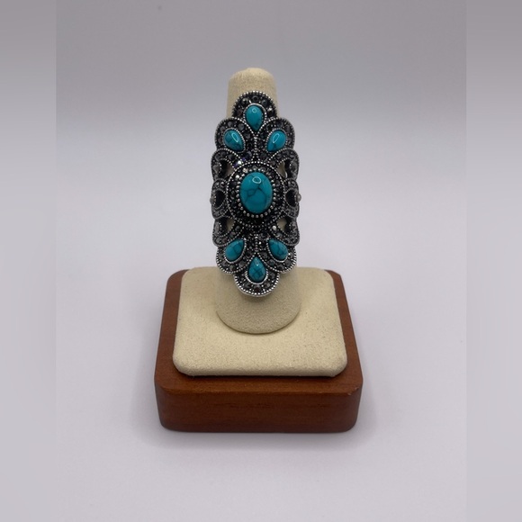 Silver toned BOHO peacock ring with Faux Turquoise Stones - Size 8 - Picture 4 of 15